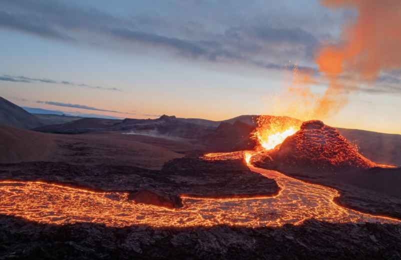 L’Islande : un spectacle unique entre désert de lave et volcans à visiter absolument-City Cake